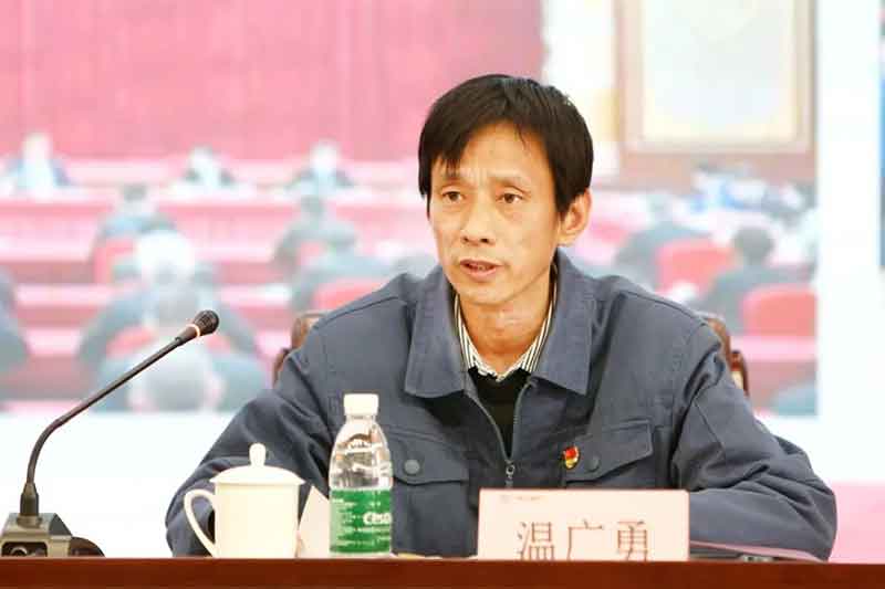 jiang2.jpg